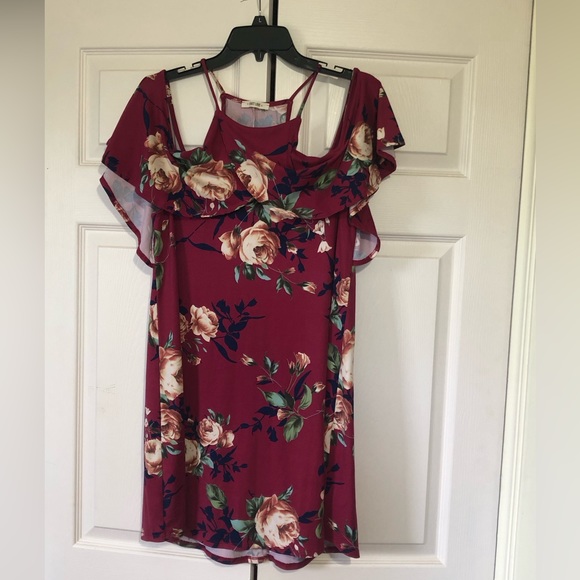 First Love Cold Shoulder Floral Dress - Picture 2 of 6